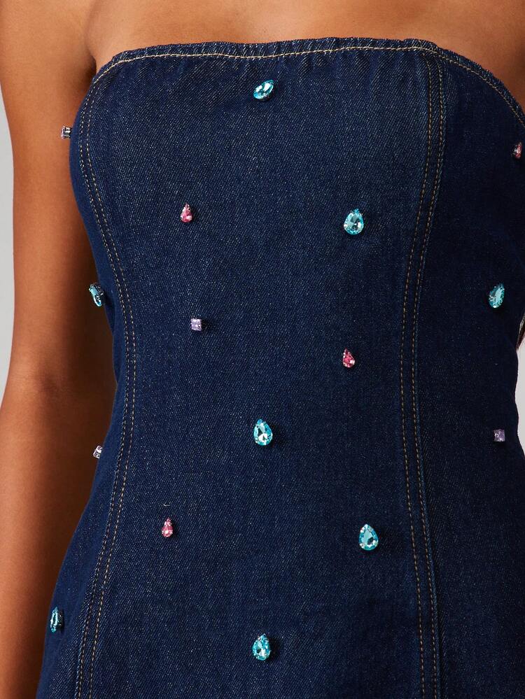 MISSGUIDED 宝石ディテール ストラップレス ボディコン ミニドレス - キラキラデニム バンドゥー パーティードレス コンサート フェスティバル 夜遊び用