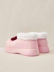 Cuccoo 蝴蝶结装饰毛绒雪地靴带衬里，温暖时尚，适合女性，适合圣诞节和新年假期氛围的秋冬季百搭外套