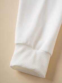 FRIENDS X SHEIN 男士休闲经典人物与字母印花落肩宽松抽绳连帽衫和侧袋慢跑运动裤套装，春/秋 - 白色 - 查看 4