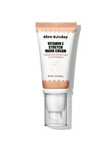 SlowSunday 维生素 E 妊娠纹霜，蕴含维生素 E、胶原蛋白和积雪草提取物，改善妊娠纹，紧致肌肤，提升弹性，打造温暖舒适的冬季造型，适合冬季、Y2K 季、情人节、斋月、斋月聚会及送礼，是理想的派对礼品。 - 白色 - 查看 7