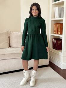 SHEIN 青少年女孩休闲日常绿色高领修身 A 字形毛衣裙，圣诞秋冬女孩服装 - 綠色 - 查看 5