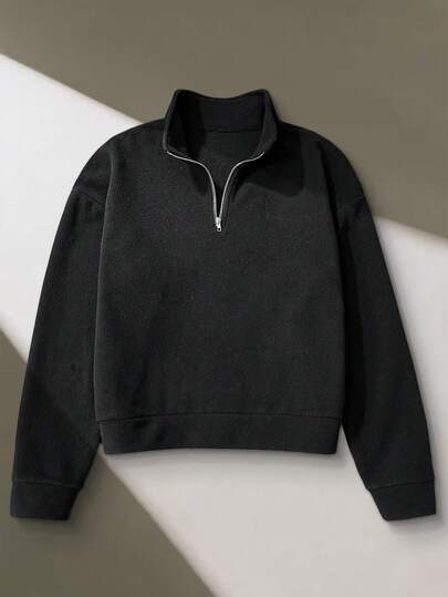 Manfinity Hypemode Men's Street-Style Fashionable INS Matching Casual Versatile Quarter Zip Sweatshirt, Suitable For Outdoor Music Festivals, Nightclubs, Bars, Boyfriend/Husband Gift, Anniversary Gift, Black, Long Sleeve Top