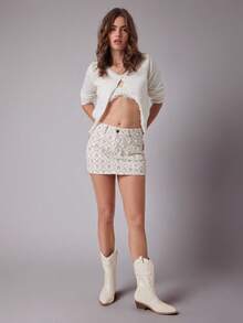 Solezae 女士迷人尖头粗跟刺绣中筒牛仔靴 - 米色 - 查看 6