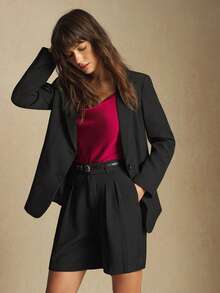 BizChic 2025 Autumn/Winter New Black Notched Collar Single-Breasted Pleated Waist Culottes Suit Jacket, Women Elegant Urban Commuter Daily Casual Romantic 90s Christmas New Year Outfit, Thanksgiving Party Beach Graduation Fashion Versatile Suitable For Wedding Guest, Host, Date, Party, Concert, Brunch, Airport