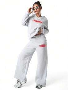 SHEIN Explorewe 青少年女孩休闲运动套装，两件套，樱桃字母印花连帽卫衣+宽松保暖连帽衫+长款运动裤