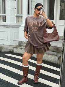 SHEIN EZwear Áo thun họa tiết cỡ lớn cho nữ, Áo phông cỡ lớn, Thời trang dạo phố, Quần áo thập niên 90, Áo thun cổ tròn tay ngắn in họa tiết tối giản thường ngày NEW YORK, Vải dệt kim mềm mại cổ điển, giặt axit, thích hợp cho mùa hè xuân - màu nâu - Xem 6