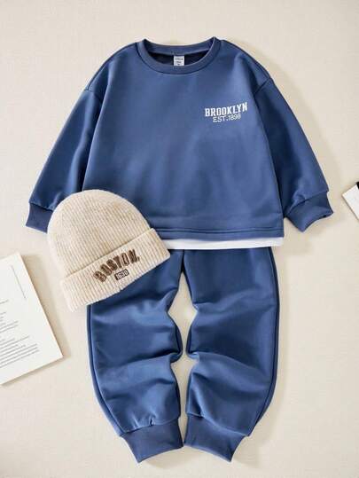 SHEIN Explorewe 男童休闲两件套，仿叠层针织卫衣和长裤，英文字母印花，简约风格，日常休闲穿着，复古学院风，适合春秋季度假、休闲、运动。