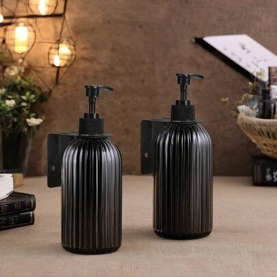 500ML 黑色塑料泵管瓶，条状皂液器可再填充洗发水护发素洗手液和洗碗皂液器瓶，16 盎司洗手液和洗碗皂液器套装，带支架（打孔安装），适用于浴室、卧室、办公室、厨房水槽、旅行、洗衣房、美容院、酒店、餐厅、SPA