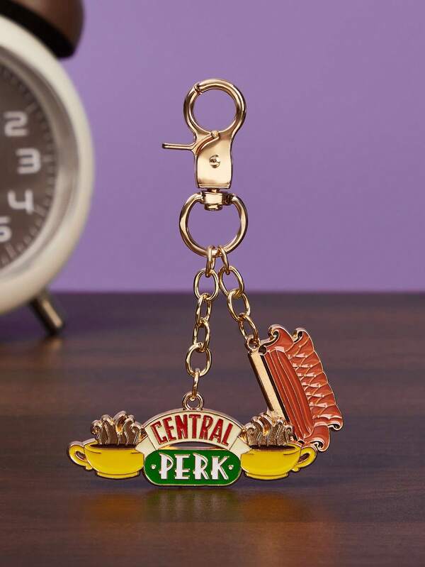 FRIENDS X SHEIN Llavero de moda de aleación de zinc dorada, colgante de bolso, regalo unisex para hombres y mujeres