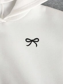 SHEIN 3 件套 Tween 女童休闲保暖内衬超大蝴蝶印花套头连帽衫，黑色、白色、浅花灰色秋冬女装 - 彩色 - 查看 6