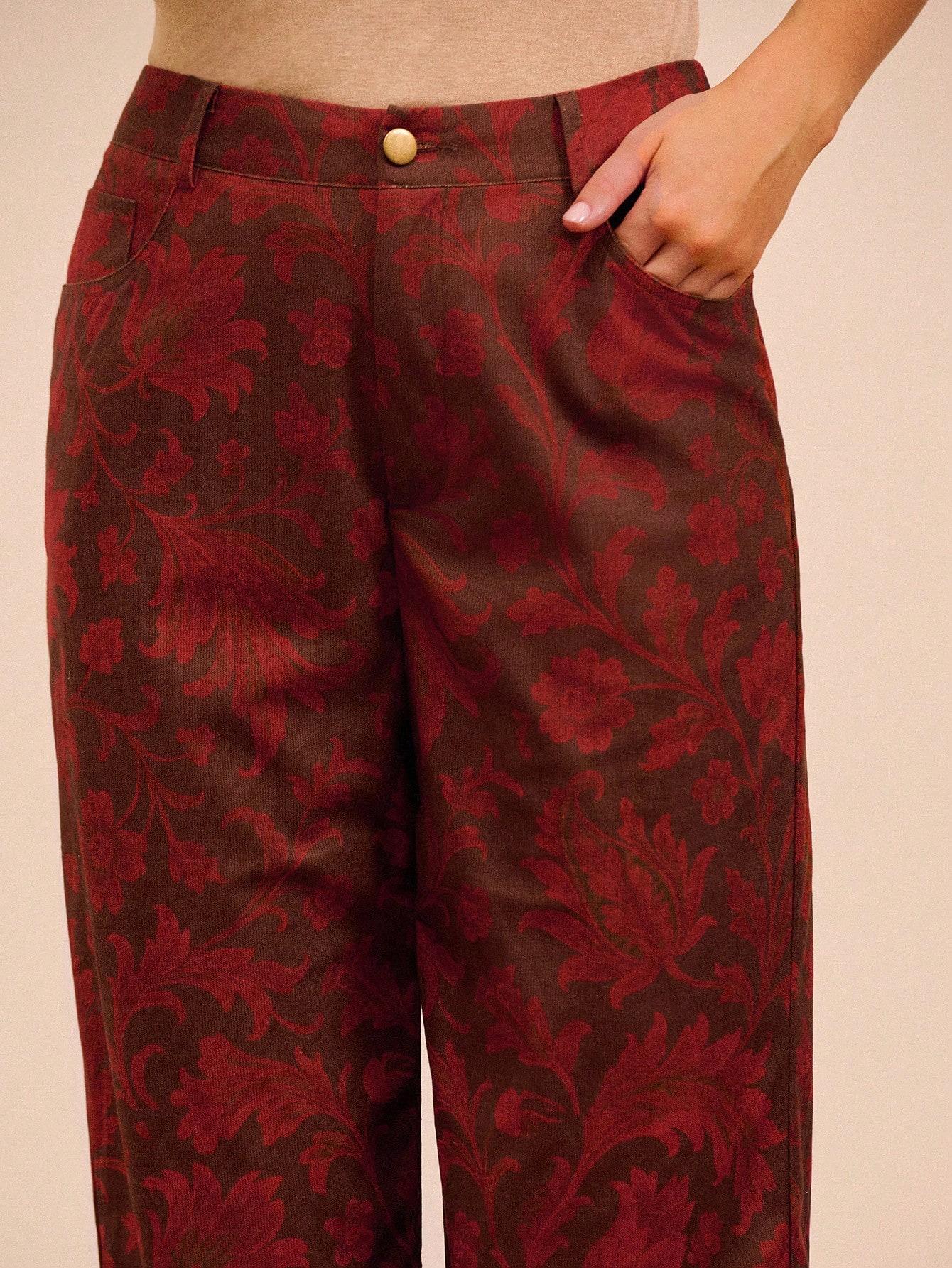 Pantaloni a vita alta in velluto a coste con motivo floreale vintage