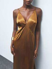 Maija Damen Mode sexy Satin Trägerkleid mit rückenfreiem Design