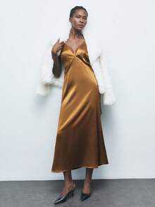 Maija Damen Mode sexy Satin Trägerkleid mit rückenfreiem Design