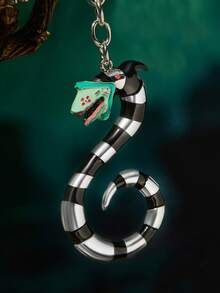 Beetlejuice X SHEIN 1 móc khóa hình con sâu cát bằng hợp kim kẽm thời trang, mặt dây chuyền hình rắn 3D chân thực, quà tặng sưu tập, bạc, phong cách Goth - Nhiều màu - Xem 3