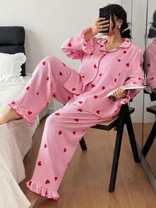 Napfluff CURVE Napfluff CURVE 大码优雅粉色条纹爱心睡衣套装，撞色包边长袖领上衣和长裤，梭织面料家居服睡衣套装，爱心条纹睡衣，女士粉色爱心睡衣套装，粉色条纹睡衣，秋冬服装 - 粉色 - 查看 4