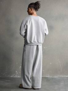 AXEPEAK 男士几何印花圆领长袖卫衣搭配抽绳腰运动裤，休闲宽松套装，适合秋冬季穿着 - 灰色 - 查看 3