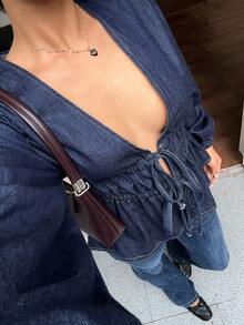 Siren Gaze 女式深V领系带灯笼袖性感牛仔衬衫 - 深色水洗藍 - 查看 4