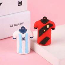 2/4pcs Pencil Sharpener Cartoon Silicone Design Cute Pencil Sharpener PVC Cartoon Football Jersey Pencil Sharpener Small Gift Back To School - Multicolor - View 17