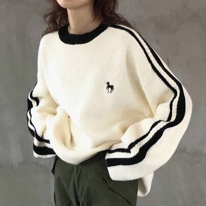 여성 대비 색상 라운드 넥 드롭 숄더 긴 소매 대비 스트라이프 자수 그래픽 루즈 캐주얼 풀오버 스웨터, 가을