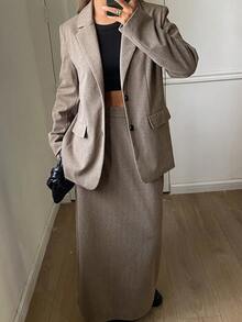 Bộ vest công sở thanh lịch dành cho nữ, gồm áo khoác blazer nâu rộng rãi và chân váy thẳng, phù hợp khi đi làm vào mùa thu đông - Màu Khaki - Xem 3