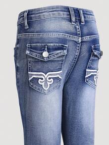 SHEIN Explorewe Tween Girls Jeans - 2025 秋冬新品，美式复古水洗刺绣喇叭牛仔裤，复古小众弹力修身喇叭裤，中腰设计，舒适，复古重度水洗，时尚，贴身剪裁，弹力，紧身，修身，直筒裤，适合日常外出、上学、通勤、派对、居家，非常适合万圣节 - 中等水洗藍 - 查看 5