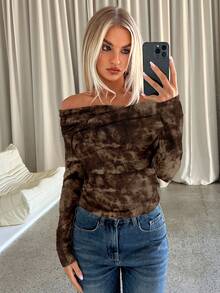 Aloruh 女士休闲优雅露肩褶饰修身长袖 T 恤，适合秋冬季，扎染印花 - 彩色 - 查看 6