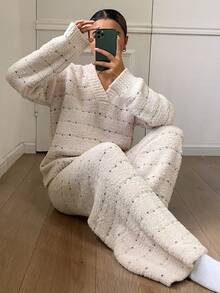 DAZY 女士条纹波点提花宽松睡衣套装，冬季舒适保暖秋季服装 - 米色 - 查看 2