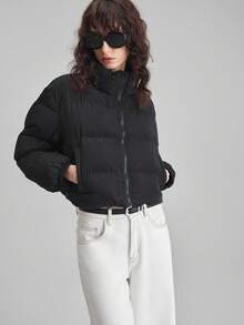 Ontre معطف طويل الأكمام بياقة عالية ذو لون أحادي، تصميم بسيط وعصري للنساء، ملابس كاجوال للمكتب والأعمال، طراز أنيق وهادئ، مناسب للارتداء اليومي والتنقل الحضري، مصنوع من خامات عالية الجودة مناسب للخريف والشتاء