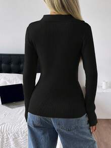 SHEIN EZwear 秋季新款奶油黃V領修身女款針織開襟衫，舒適秋冬黑色鈕扣開襟衫，羅紋薄款，教師節辦公基礎休閒款 - 黑色 - 查看 2