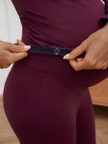 GentleRue Maternity 2pcs Maternity Activewear Set (Solid Color Long Sleeve Top And Leggings) - Purple - View 3