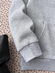 SHEIN 少女灰色纯色连帽卫衣，舒适保暖，适合秋冬季日常穿着、街头风、居家穿着，也适合新年、日常穿着、庆祝活动以及秋冬季节，轻松舒适，可叠穿，时尚百搭。 - 灰色 - 查看 11