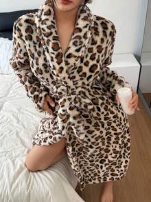 SHEIN Women's Casual Leopard Print Coral Fleece Robe, Thickened Fluffy Cheetah Print Robe, Winter, Cozy - Multicolor - View 4