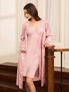 Moireta Reife, elegante französische Art sexy Spitzen-Camisole Kleid und Spitzen-Bademantel 2-teiliges Nachtwäsche Set für Frauen Seide Nachthemd Lingerie Bademantel Set Nachthemd und Bademantel Set Seide Bademantel Set Schlafanzüge Frauen Seide, Winterkleidung - Pink - Übersicht 1