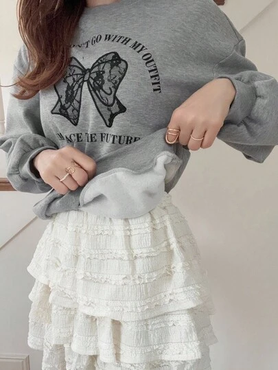 FRIFUL 女式花卉灰色圆领蕾丝蝴蝶结贴花小字母印花落肩长袖宽松休闲百搭羊毛运动衫，秋冬