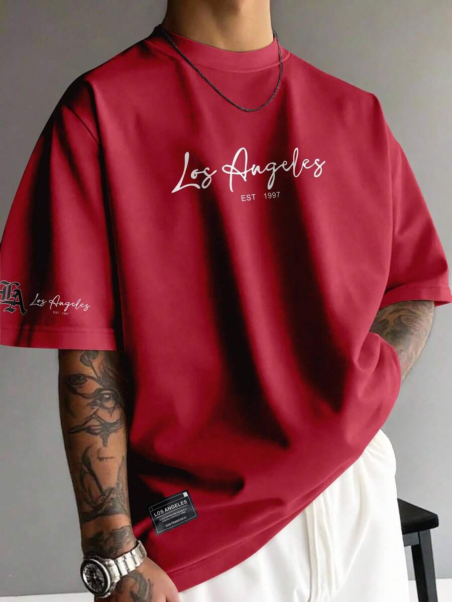 Manfinity EMRG 男士休闲字母印花短袖T恤，夏季 - 酒紅色 - 查看 1