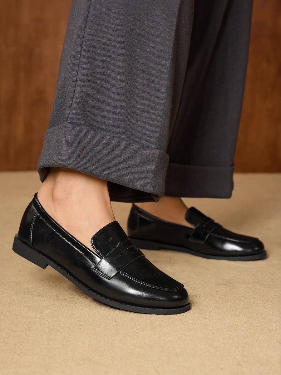 MOTF PREMIUM 女士新款法式复古PU皮平底鞋，黑色，百搭简约，休闲舒适，防滑，单踏板设计不伤脚，商务休闲鞋