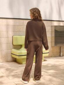 3 pièces/Set Veste style britannique décontracté pour filles, Débardeur de couleur unie et Pantalon cargo. Tenue adaptée pour les vacances ou les voyages en automne/hiver