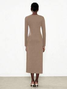 Lumivelle فستان نسائي طويل الأكمام ضيق الجسم مع ياقة دائرية حديثة، مزين بأزرار وطيات على الخصر