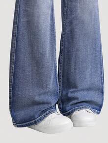 SHEIN Explorewe Tween Girls Jeans - 2025 秋冬新品，美式复古水洗刺绣喇叭牛仔裤，复古小众弹力修身喇叭裤，中腰设计，舒适，复古重度水洗，时尚，贴身剪裁，弹力，紧身，修身，直筒裤，适合日常外出、上学、通勤、派对、居家，非常适合万圣节 - 中等水洗藍 - 查看 6