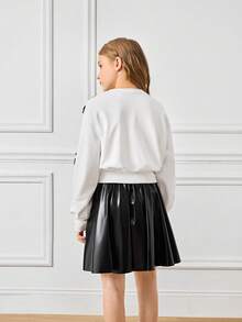 2pcs Tween GirlsElegant Sweatshirt Top Paired With Coated Mini Skirt, Autumn - Black and White - View 2