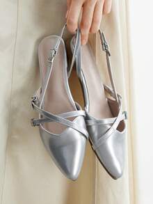 CUCCOO BIZCHIC 女士尖头平底鞋，带交叉扣带，银色露背平底鞋，舒适百搭休闲鞋，适合工作和日常穿着 - 銀色 - 查看 5