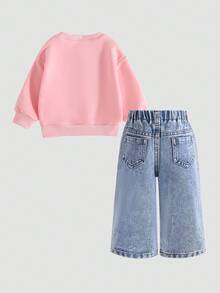 SHEIN Playful Pals Komplet bluzek dla dziewczynek, słodka kapibara z kreskówkową motywem, kwiat, bluzka z długim rękawem i nadrukiem truskawkowym + luźne, elastyczne spodnie jeansowe z prostymi nogawkami w kolorze jasnoniebieskim, dopasowany nadruk, wygodny strój na wiosnę/jesień na przyjęcie urodzinowe, do parku i podróży z kurtką