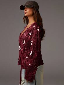 Athîral 女士酒红色深V领亮片裹身衬衫，采用华丽亮片网纱面料，宽松裹身版型，深V领设计，长袖，复古浪漫风格，性感优雅，适合夜店、酒吧、生日派对、下午茶、姐妹聚会以及春秋季日常穿着，亮片上衣，装饰上衣，圣诞节，红色上衣 - 紅色 - 查看 5