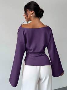 Firerie 船领喇叭袖收腰办公室女士杏色衬衫，简约优雅的日常通勤，不对称褶皱领喇叭袖缎面女式衬衫，适合办公室和日常穿着 - 紫色 - 查看 2