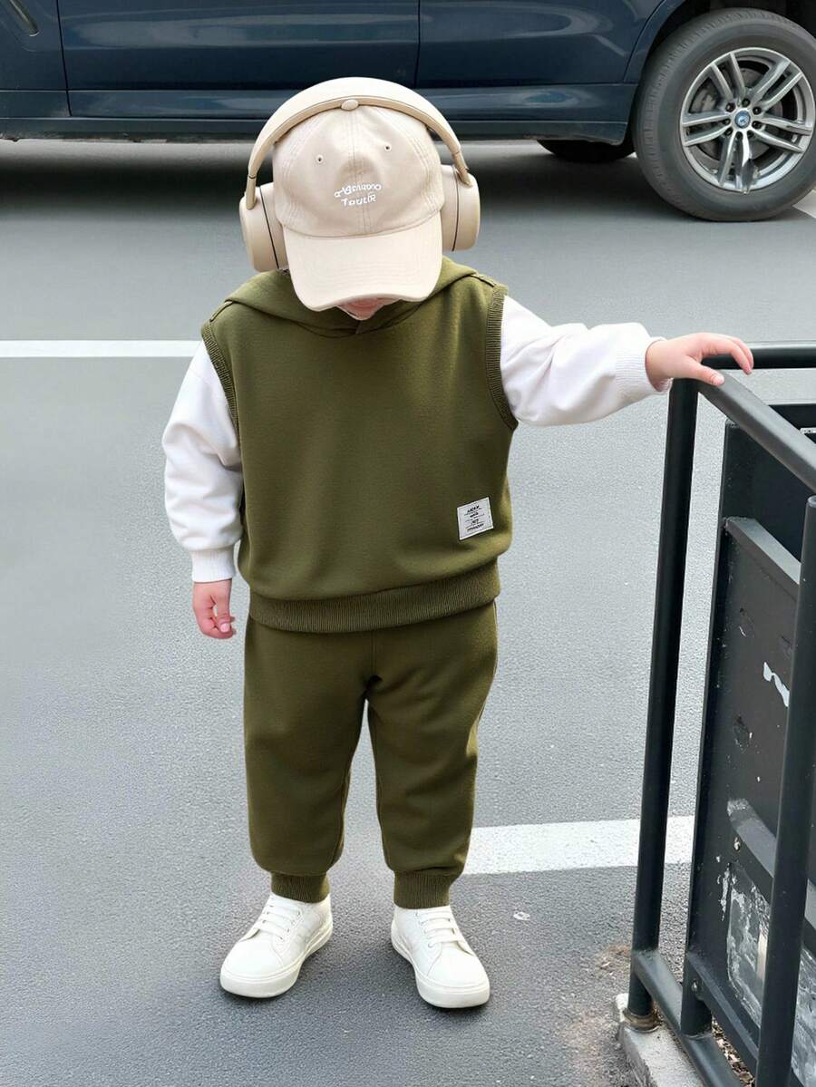 SHEIN 2 件套幼儿男童休闲韩版圆领白色卫衣、连帽无袖卫衣和灰色裤子,适合日常穿着、外出和上学,春秋季 - 軍綠色 - 查看 1
