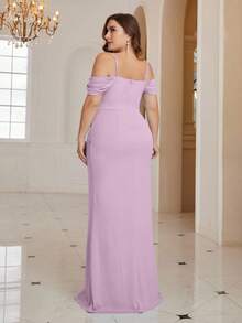 SHEIN Belle 大码优雅派对纯色露肩细肩带美人鱼下摆前开衩伴娘礼服 - 紫丁香色 - 查看 2
