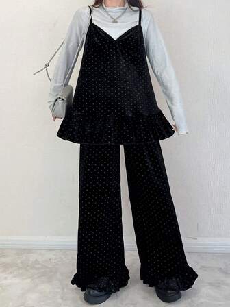 FRIFUL ポルカドット ベルベット素材 Aラインシルエットトップ、レイヤードキャミソール、フリルヘム; フリルヘムストレートレッグパンツ、ルーズカジュアルバーサタイル2ピースセット、秋