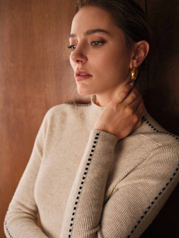 MOTF PREMIUM 100% KNITTED FUNNEL NECK CONTRAST COLOR DECORATION SLIM FIT SWEATER, AUTUMN/WINTER