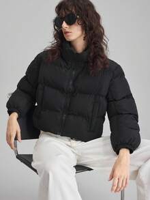 Ontre معطف طويل الأكمام بياقة عالية ذو لون أحادي، تصميم بسيط وعصري للنساء، ملابس كاجوال للمكتب والأعمال، طراز أنيق وهادئ، مناسب للارتداء اليومي والتنقل الحضري، مصنوع من خامات عالية الجودة مناسب للخريف والشتاء