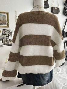 Lalippa Áo len cổ chữ V kẻ sọc tương phản cỡ lớn dành cho nữ - Nhiều màu - Xem 2